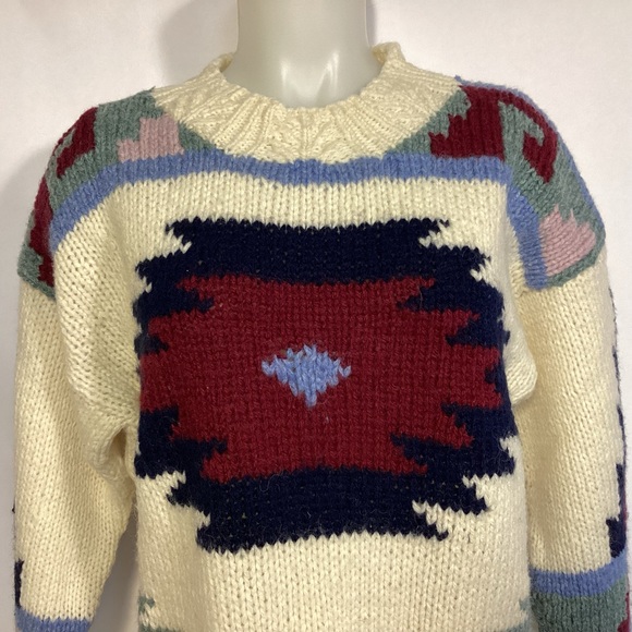 VTG Susann D hand knitted Shetland Wool Womens sweater size Medium Aztec design - Picture 2 of 8
